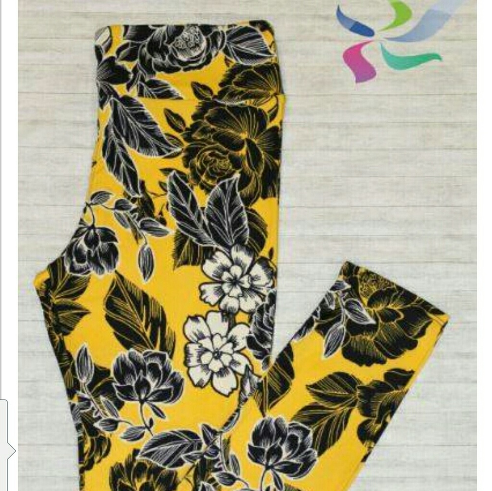 BNWT abby + anna Floral Leggings Size OSC